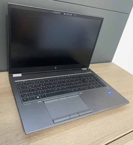 Zbook fury i7 - g8, i7-11850h