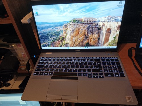 Dell latitude laptop 5511 - dell,